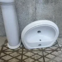 روشویی کوچک بهمراه شیر اهرمی اردکی درحدنو