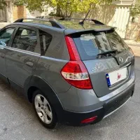 دانگ فنگ H30 کراس اتوماتیک، مدل ۱۳۹۵