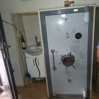گاوصندوق زیرویترینی،طلا فروشی، بانکی