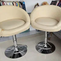 دو عدد صندلی اپن‌چرم پایه فلزی جکدار