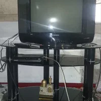 تلویزیون ۲۱اینج