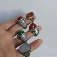 تعدادی انگشتر بفروش میرسد