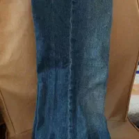شلوار لی پاچه کلوش