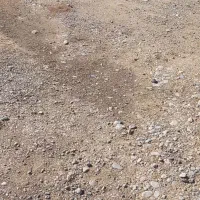 یک زمین در شهرک فارسی