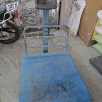 چرخ سر کیسه دوز مدل کنتکس و ترازو 500کیلو چرخ دار|چرخ خیاطی و ریسندگی|کاشمر, |دیوار