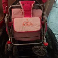 کالسکه و کریر نوزاد صورتی تمیز