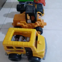 اسباب بازی ماشین|اسباببازی بچه|بومهن, |دیوار