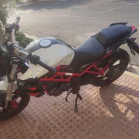 بنلی 250|موتورسیکلت|پرند, فاز ۲|دیوار