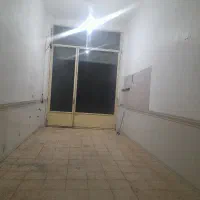 یک مغازه به متراژ ۳/۸ خیابان. اصلی