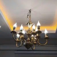 یک عدد لوستر شیک وتمیز