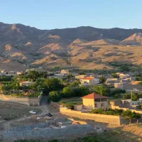 زمین چهاردیواری