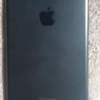 گوشی آیفون 8