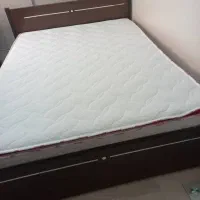 تخت خواب ۲نفره همراه خوشخواب در حد نو