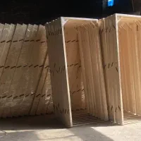 نجار ماهر .نیمه ماهر