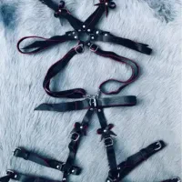 لوازم فانتزی|لباس|اندیشه, اندیشه فاز ۱|دیوار