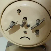 ساعت رومیزی قدیمی آنتیک|کلکسیون اشیاء عتیقه|اصفهان, بابوکان جنوبی|دیوار