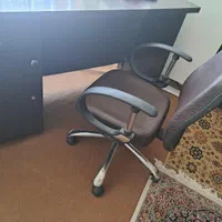 یه جفت میز با صندلی