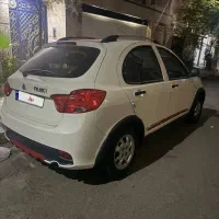 کوییک ار سفید قرمز