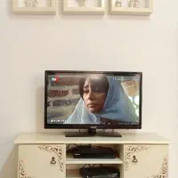 میز تلوزیون و جاکفشی