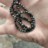 تسبیح حدید سنگ صینی تراش خورده چند وجهی خاص