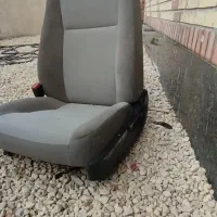 صندلی تویوتا کمری سالم و تمیز