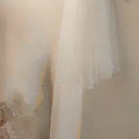 لباس عروس اروپایی همراه با تور بلند|لباس|شاهین‌شهر, عطار|دیوار