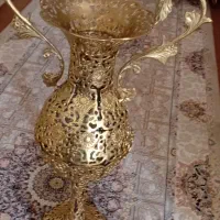 گلدان برنزی