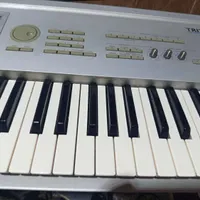 KORG TRITON فروش|پیانو، کیبورد، آکاردئون|بندرعباس, |دیوار