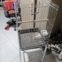 قفس با پایه