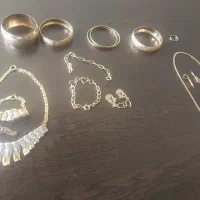 ۱۰۰گرم طلای قابل استفاده.۱۵۰ بالای تابلو