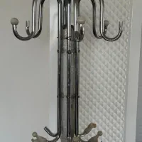 جالباسی ایستاده