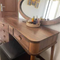 میز کنسول وآینه ودو عدد پاتختی