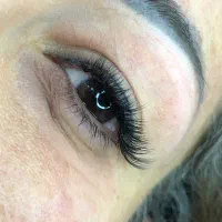 تخفیف ویژه اکستنشن مژه و کاشت هیدن