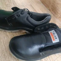 کفش کار کلار