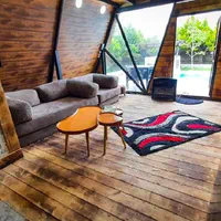 اجاره کلبه سوئیسی فوکا (استخر آب گرم)|اجارهٔ کوتاهمدت ویلا و باغ|رشت, پسیخان|دیوار