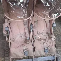 کالسکه مک لارن دو قلو