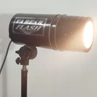 فلاش عکاسی تابش خیلی نو