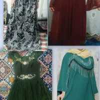 تعدادی لباس نو بفروش میرسد