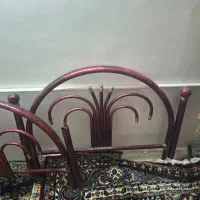 تخت فلزی