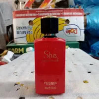 عطر و ادکلن عمده در انبار و سوله توکیولند|عمده‌فروشی|تهران, جوادیه|دیوار
