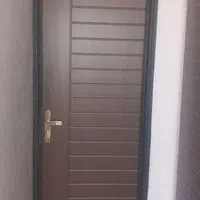 نصاب درب چوبی وتعمیر شکستگی درب در منزل و محل کار|خدمات پیشه و مهارت|کرمان, |دیوار