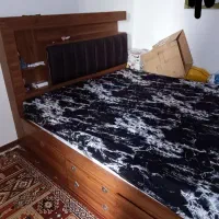 تخت دو نفره