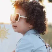 نگهداری از کودک