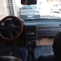 یک دستگاه خودروی نقره ای مدل ۱۳۸۵|خودرو سواری و وانت|قم, انسجام|دیوار