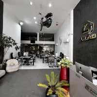 مغازه-350-متری-موقعیت-ممتاز-برندها