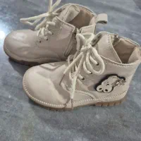 نیم بوت دخترانه سایز ۲۷ ،درحدآکبند