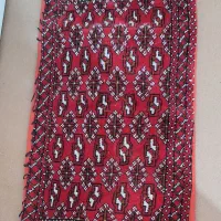 پشتی فرش که میشه به عنوان پادری استفاده کرد|پادری|اصفهان, رکن الدوله شرقی|دیوار