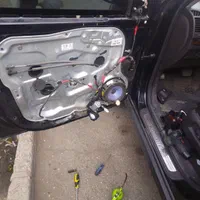 نصب شیشه اتومبیل، تعمیرات قفل بالابر آینه|خدمات موتور و ماشین|قزوین, |دیوار