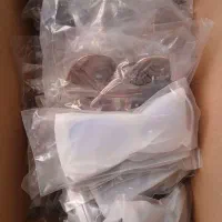 فروش عینک آفتابی زنانه ومردانه