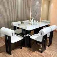 آریوژ میز ناهار خوری لوکسِ وارلین